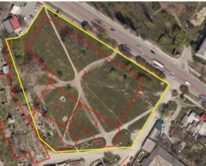 Огородження ділянці парканом