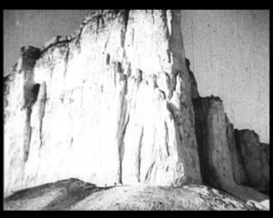 Гора Біла скеля, або Гора Ак-Кая, над долиною річки Біюк-Карасу