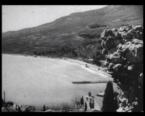 Набережна, смт Гурзуф