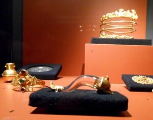 КРИМ. ЗОЛОТИЙ ОСТРІВ У ЧОРНОМУ МОРІ