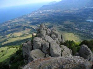 Долина кам’яних привидів