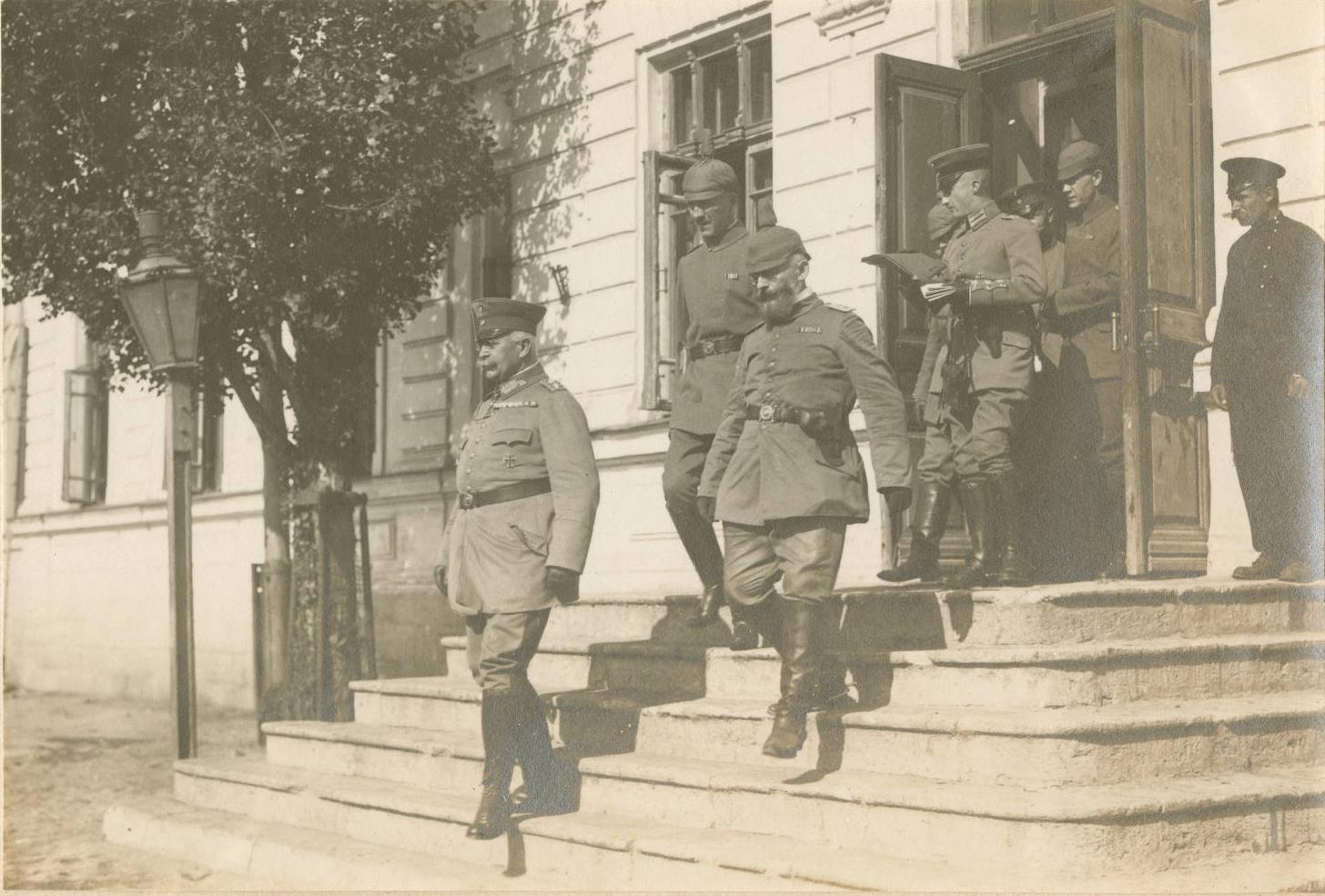 General R. Kosh with officers of his staff. Crimea, 1918