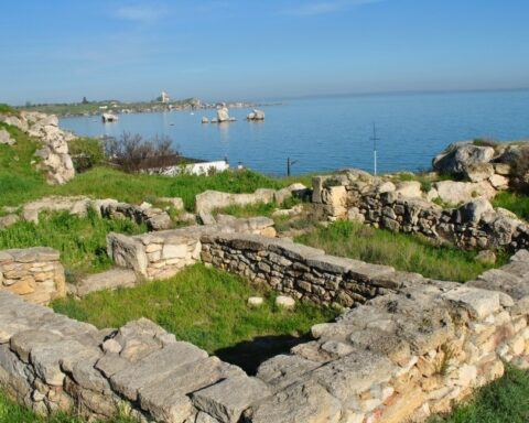 «Мурашник» на березі Керченської протоки: античне місто Мірмекій