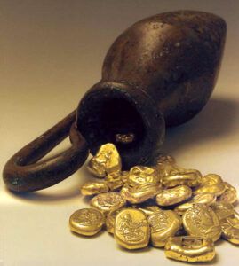 Історія та доля Мірмекійського скарбу