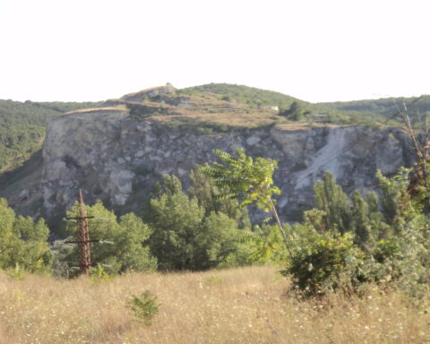 Уч-Баш (поселення і могильник) і ранньохристиянський монастир