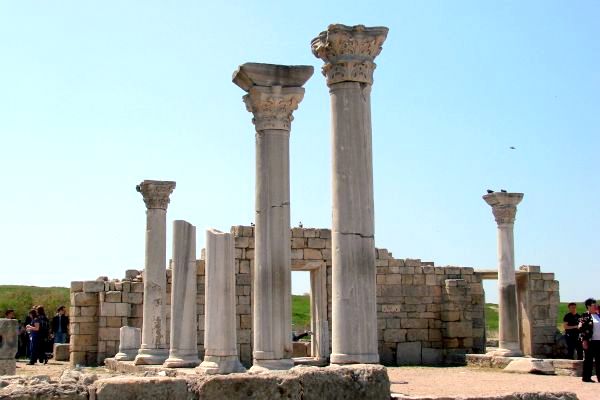 Проблемні питання формування державної політики України в сфері захисту культурної спадщини